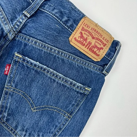 Classic Blue Distressed Women's Jeans - Picture 9 of 12